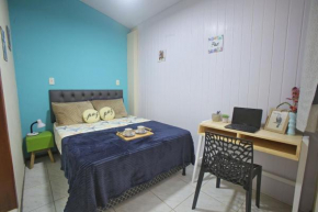 2 quartos, ar condicionado e cozinha completa a 5 minutos da Praia do Forte-Cabo Frio